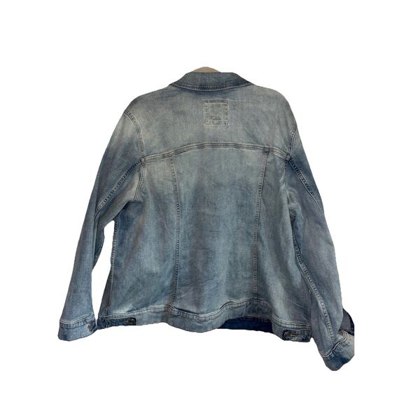 Lauren Conrad Size 3X Distressed Light Wash Stretch Cotton Jean Jacket - Picture 2 of 10
